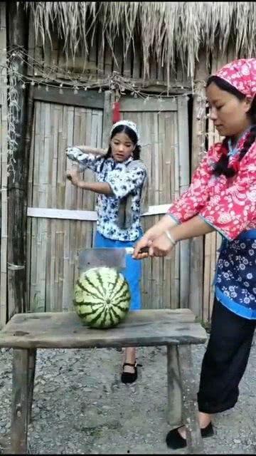 全家吃瓜我吃奶